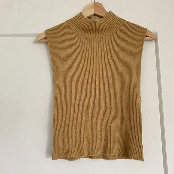 Camel Cowl Sleeveless Textured Academia Mid Cropped Tank Top  Shirt - Picture 3 of 4